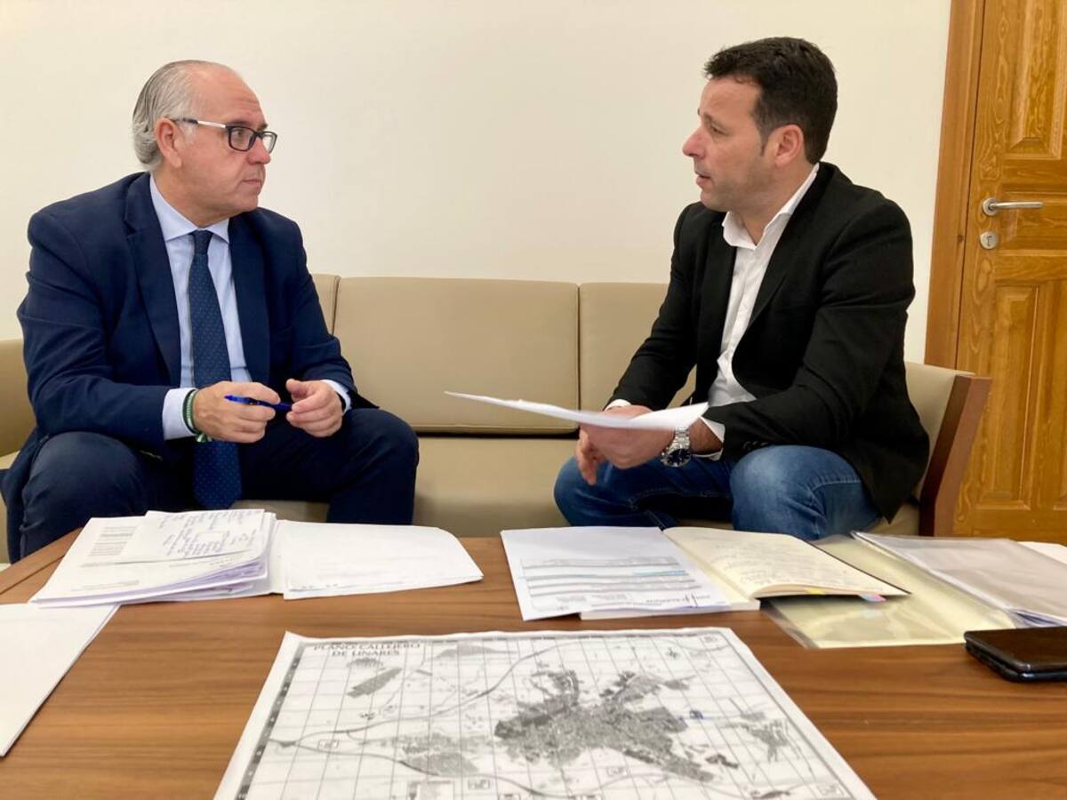 Reunión entre el Ayuntamiento de Linares y la Junta de Andalucía en torno a proyectos estratégicos