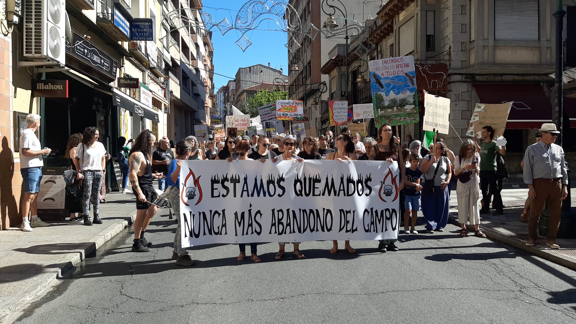 Cabecera de la manifestación