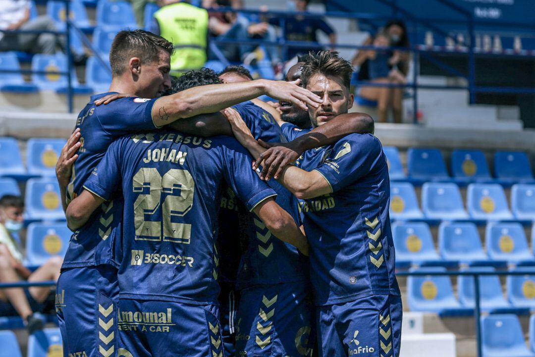 El UCAM celebra el gol ante el Algeciras