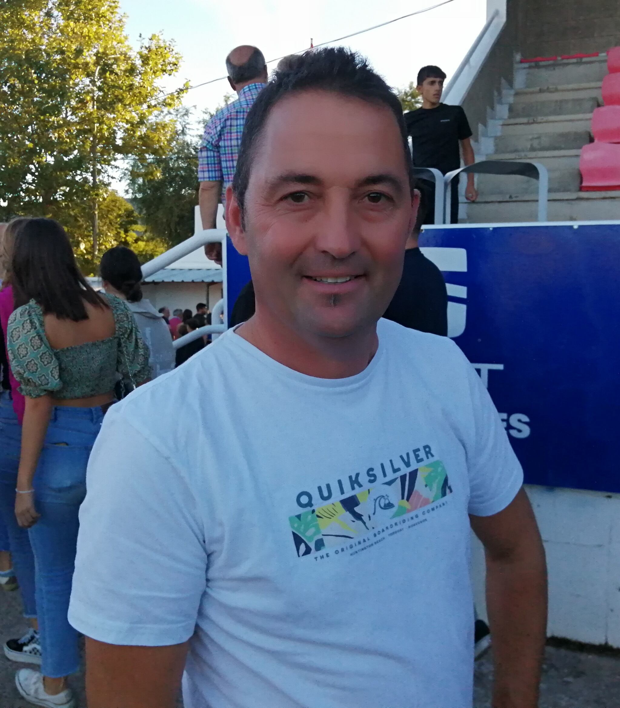 Fernando Vega presenta candidatura al CF Jacetano