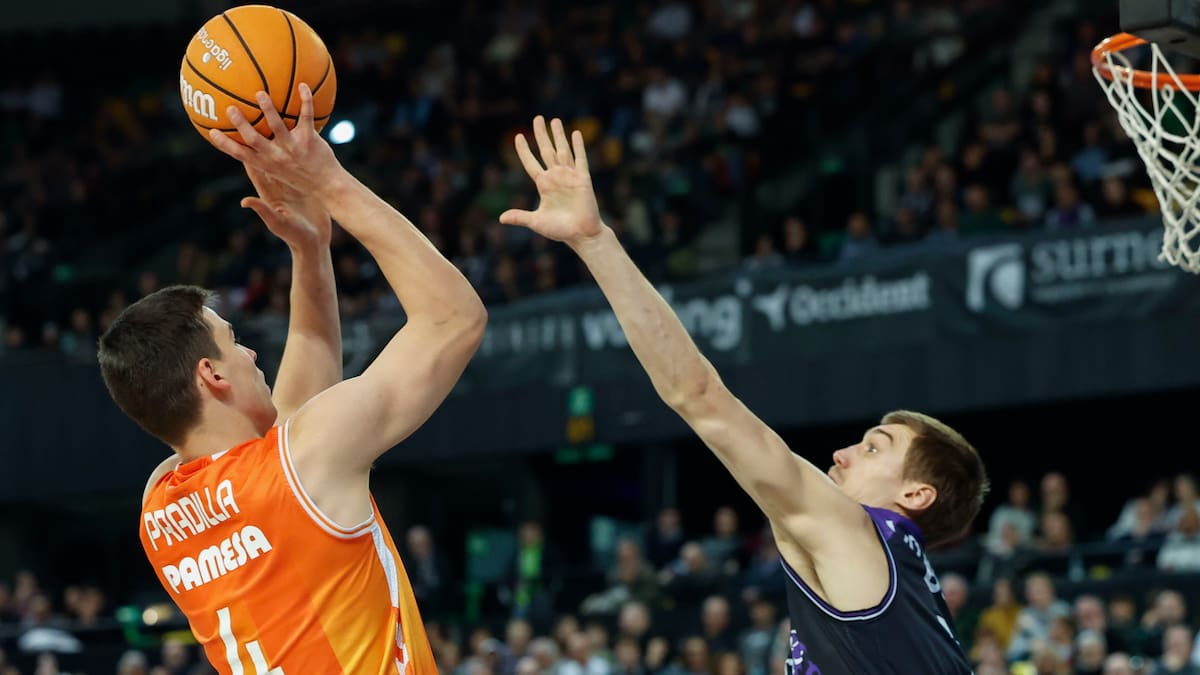79 puntos en la segunda parte: Valencia Basket pulveriza récords ACB en Miribilla