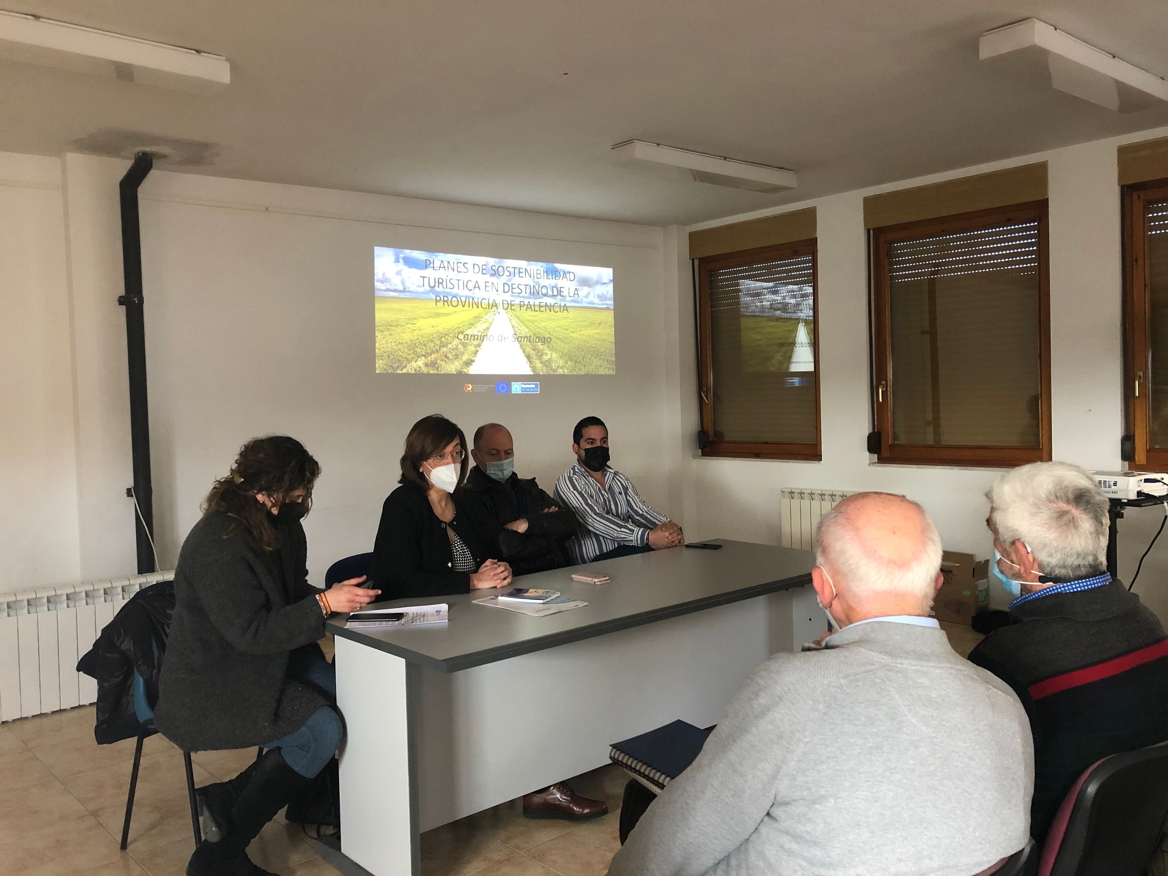 Imagen de la reunión mantenida en Frómista