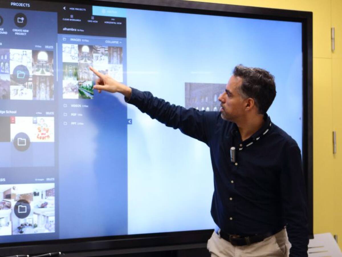 36 centros educativos de las Pitiusas ya son digitales