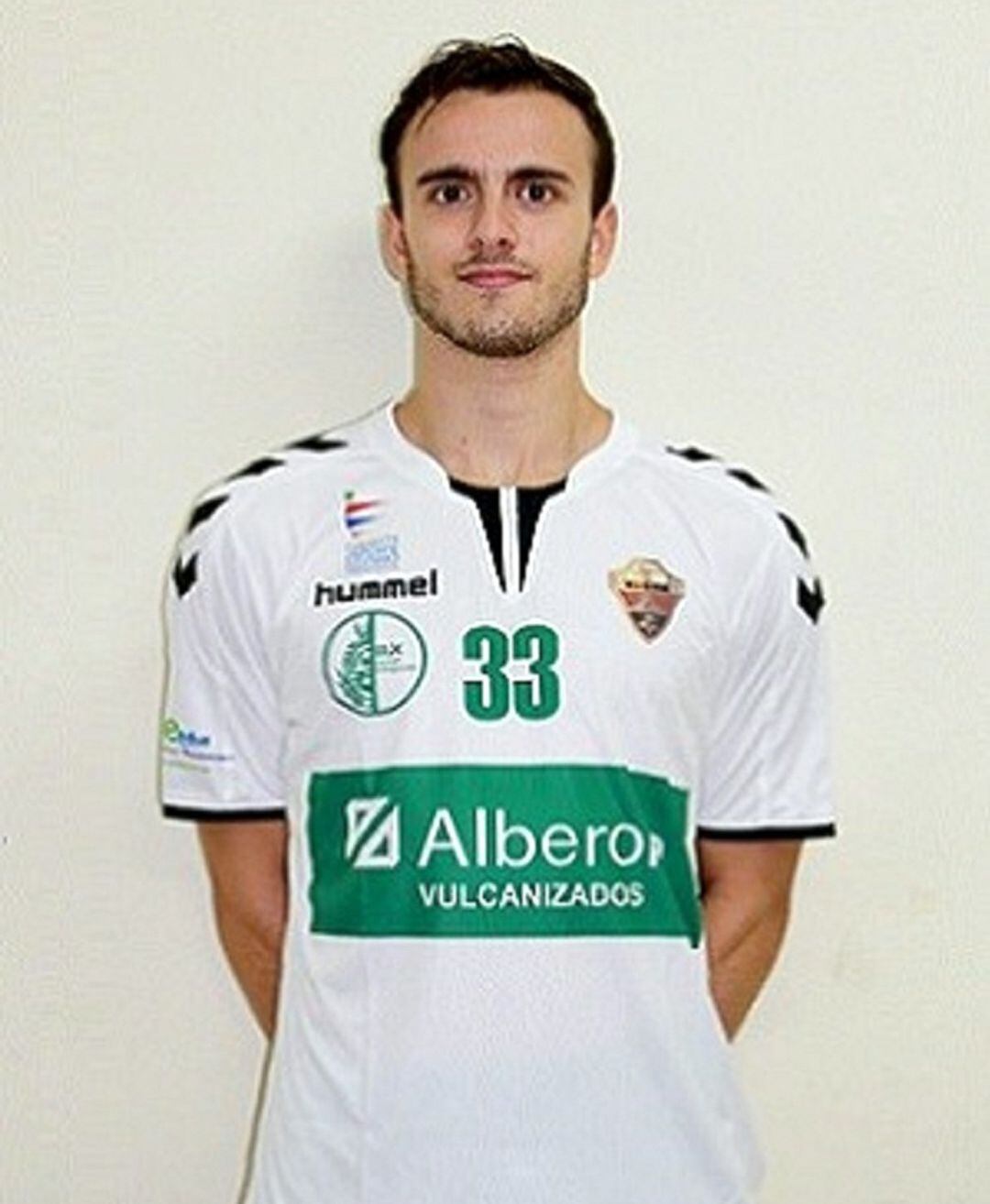 Carles Aldeguer coincidirá con su padre en el vestuario del Bm. Elda - C.E.E.