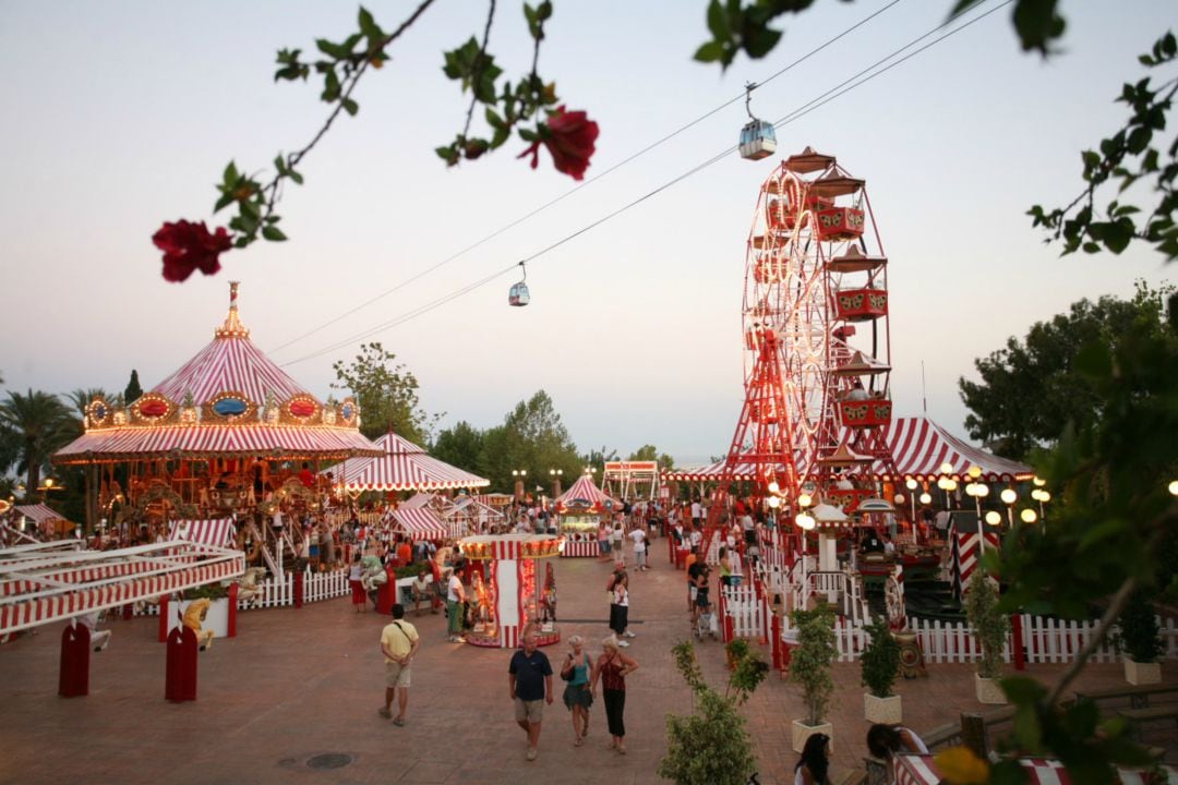 Imagen de las atracciones del Tivoli World