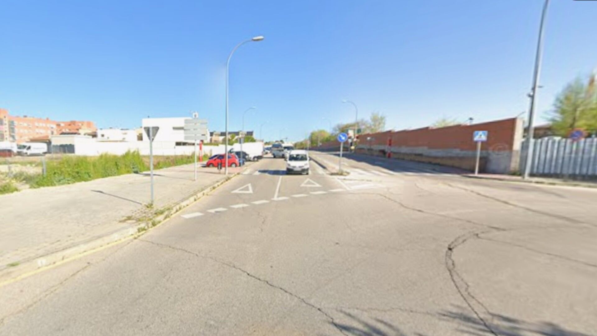 La calle Camino de Pinto de Valdemoro, junto al Colegio de a Guardia Civil