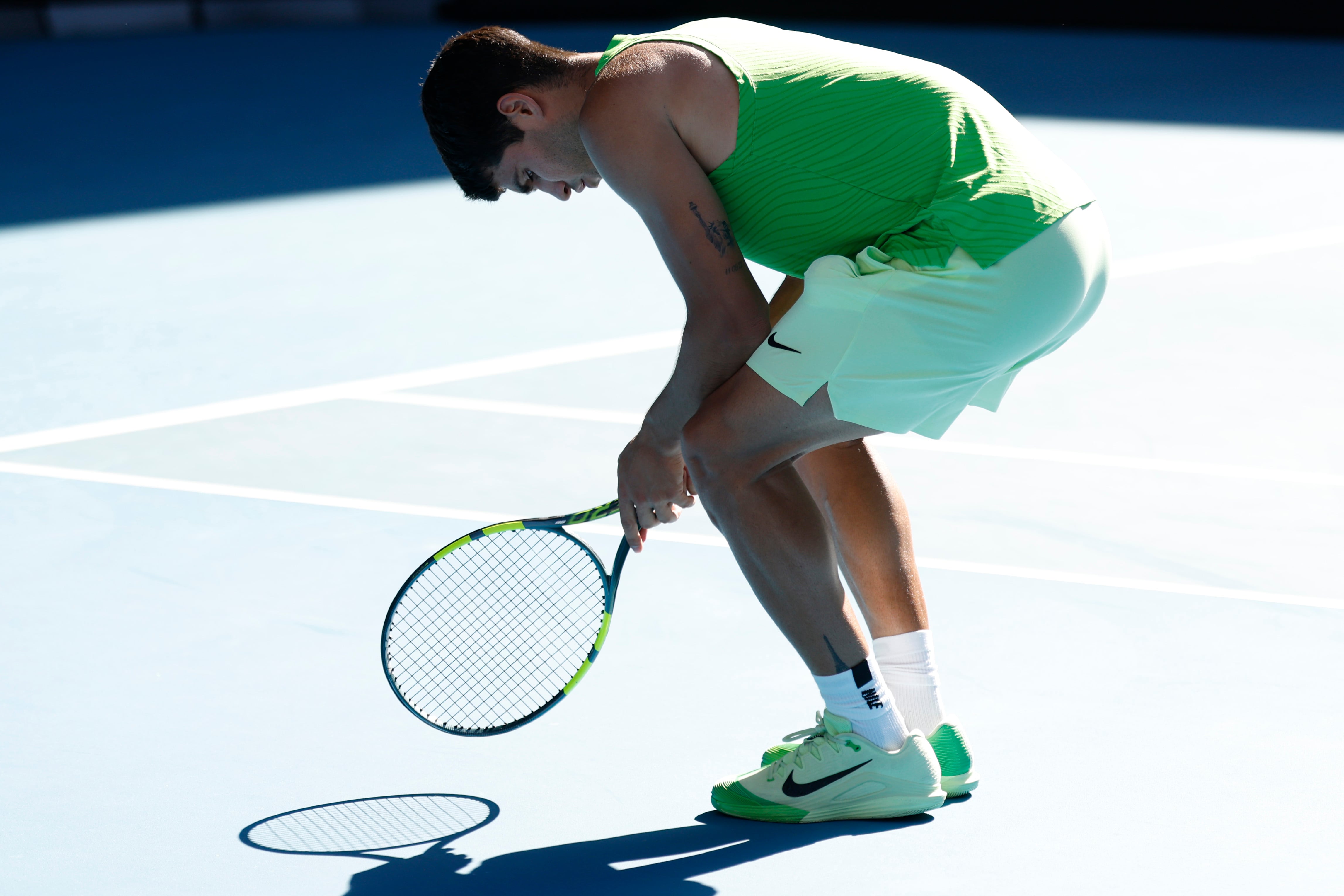 Carlos Alcaraz, con calambres, en la semifinal del Open de Australia