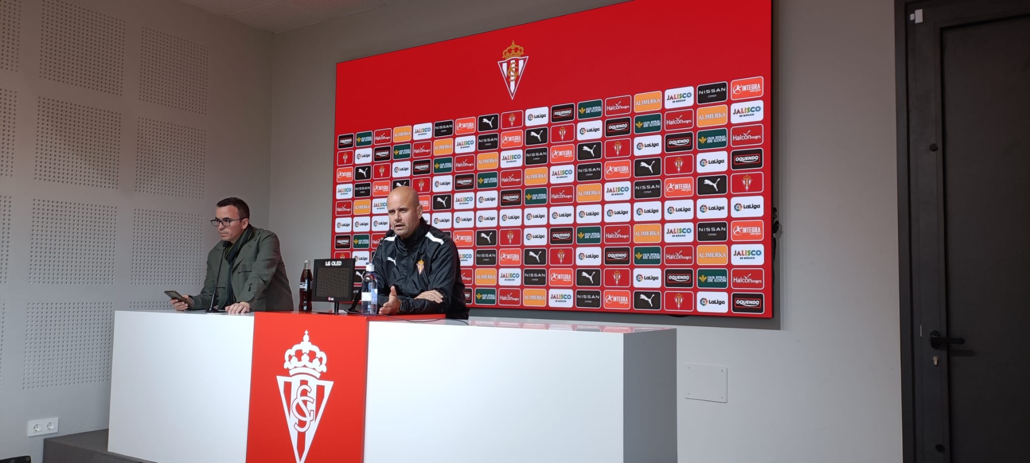 Miguel Ángel Ramírez, entrenador del Sporting, en su rueda de prensa previa al partido contra el Mirandés.