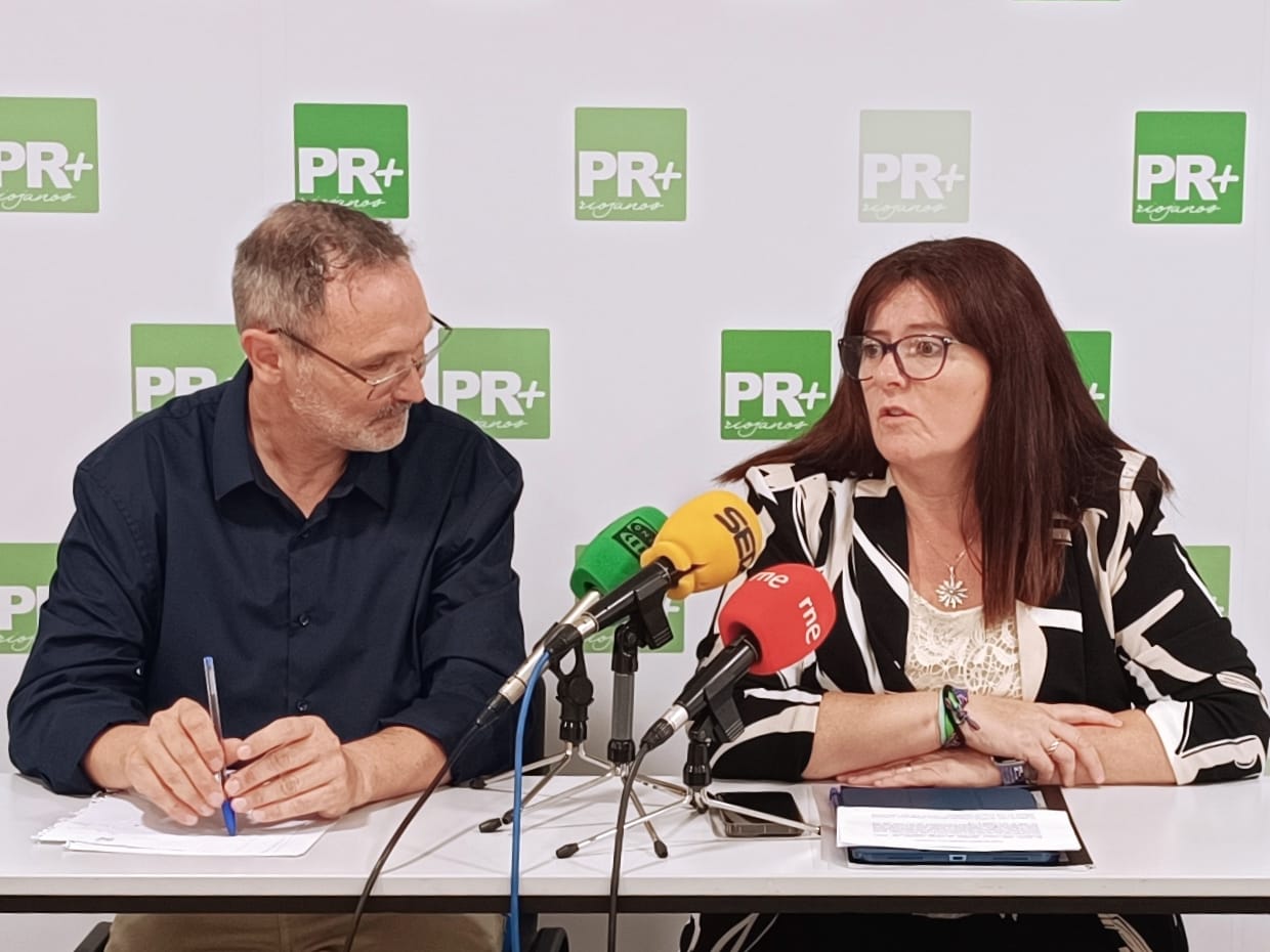 Rubén Antoñanzas y Rita Beltrán en rueda de prensa