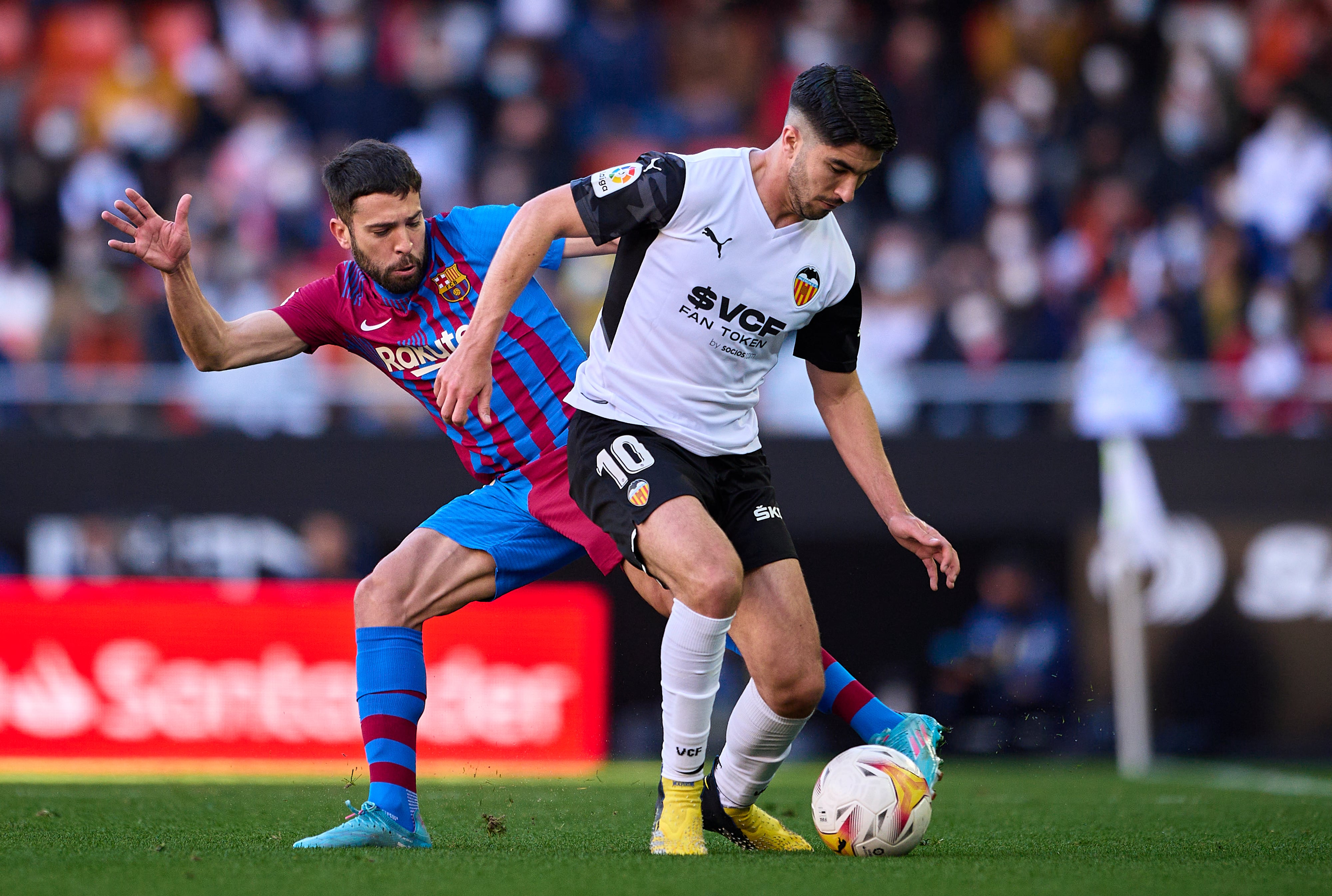 Valencia CF v FC Barcelona - La Liga Santander