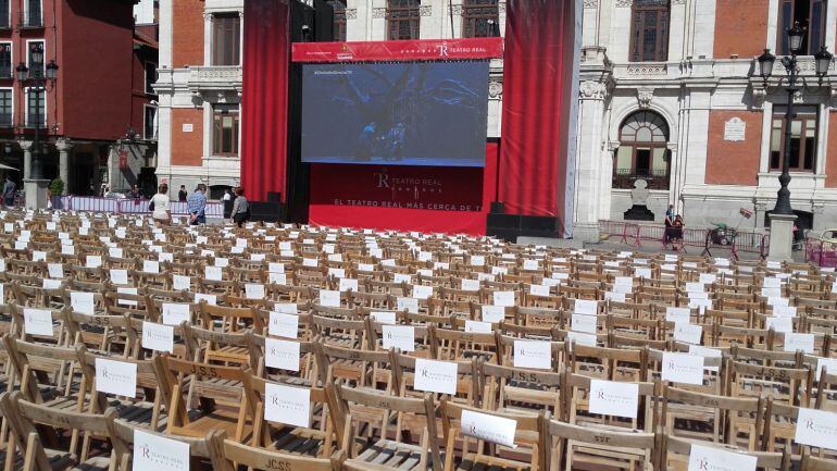 Las 1.500 sillas están instaladas para recibir a los espectadores de Otello