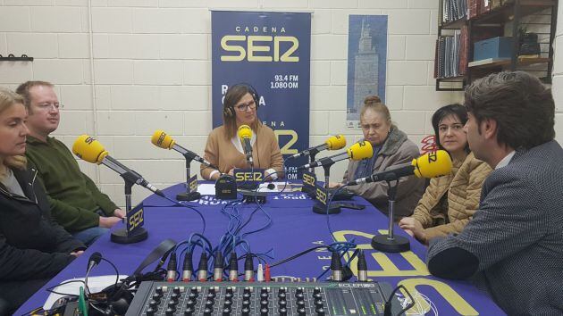 Momento de la mesa redonda del programa