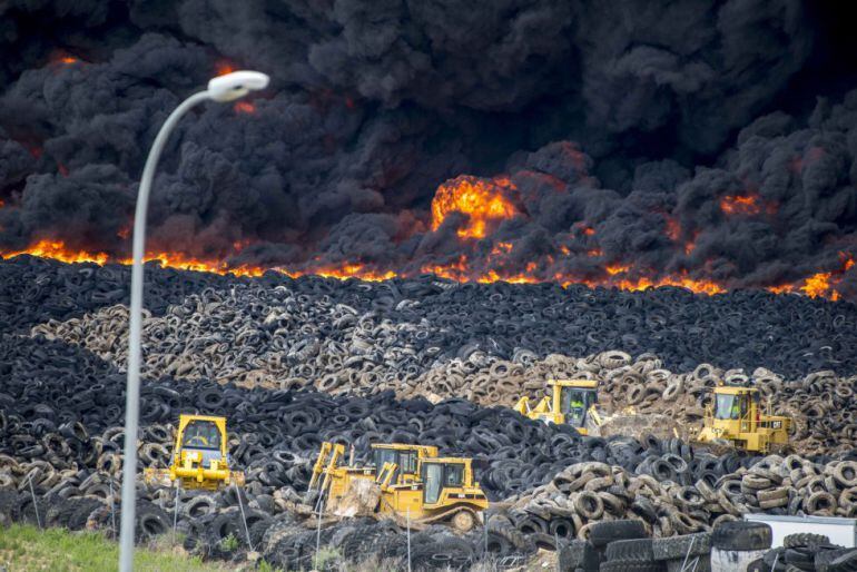 El incendio del vertedero de ruedas de Seseña se inició el 13 de mayo.