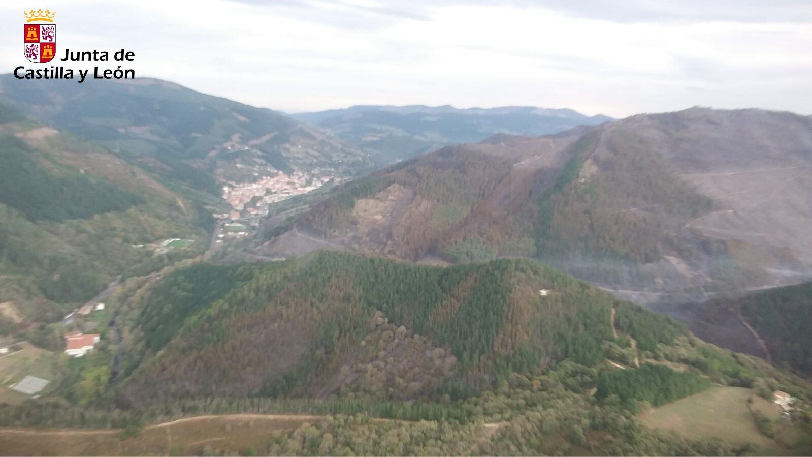 Foto aérea del incendio en el Valle de Mena