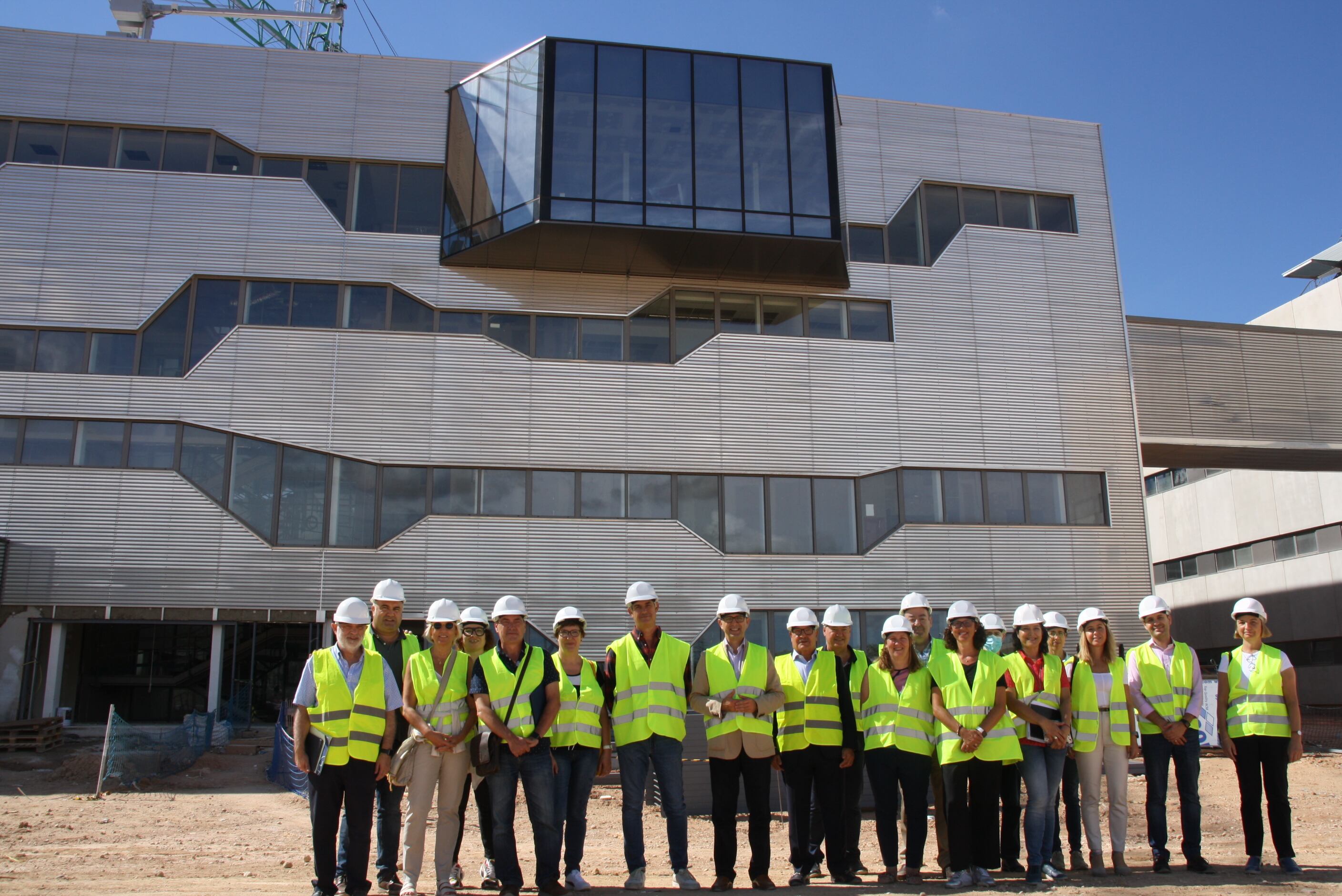 Profesionales sanitarios visitan durante las últimas semanas las obras del hospital de Cuenca