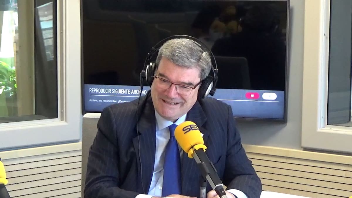 El alcalde Aburto sostiene que Bilbao está haciendo "un esfuerzo mayor que el previsto por el plan de la Diputación" para acoger migrantes