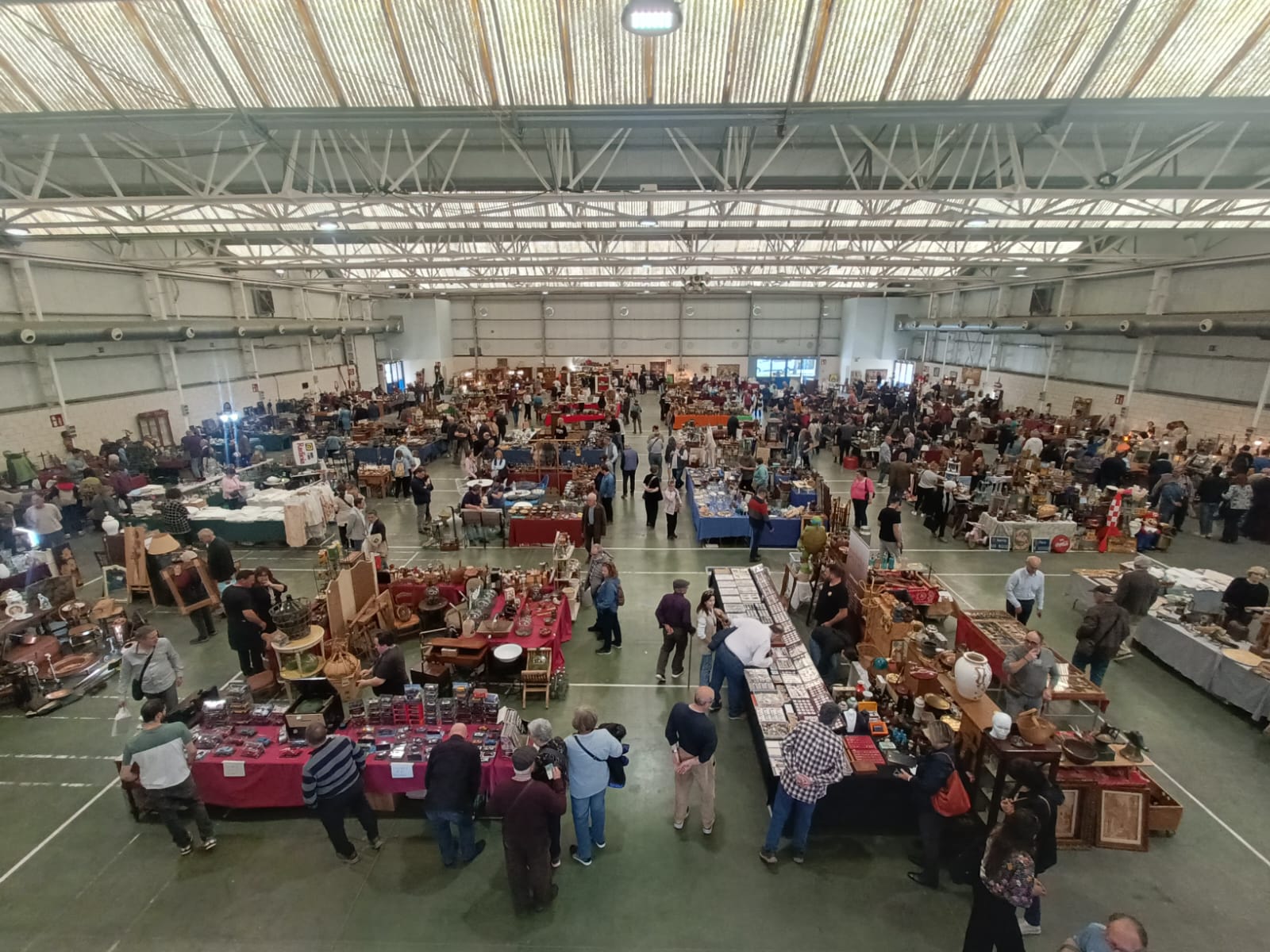 Feria El Desván de Barbastro 2025.