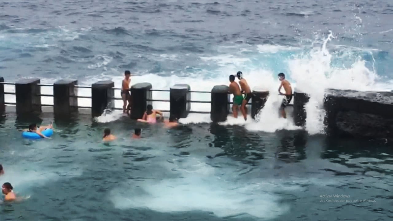 Imagen de archivo de piscinas naturales