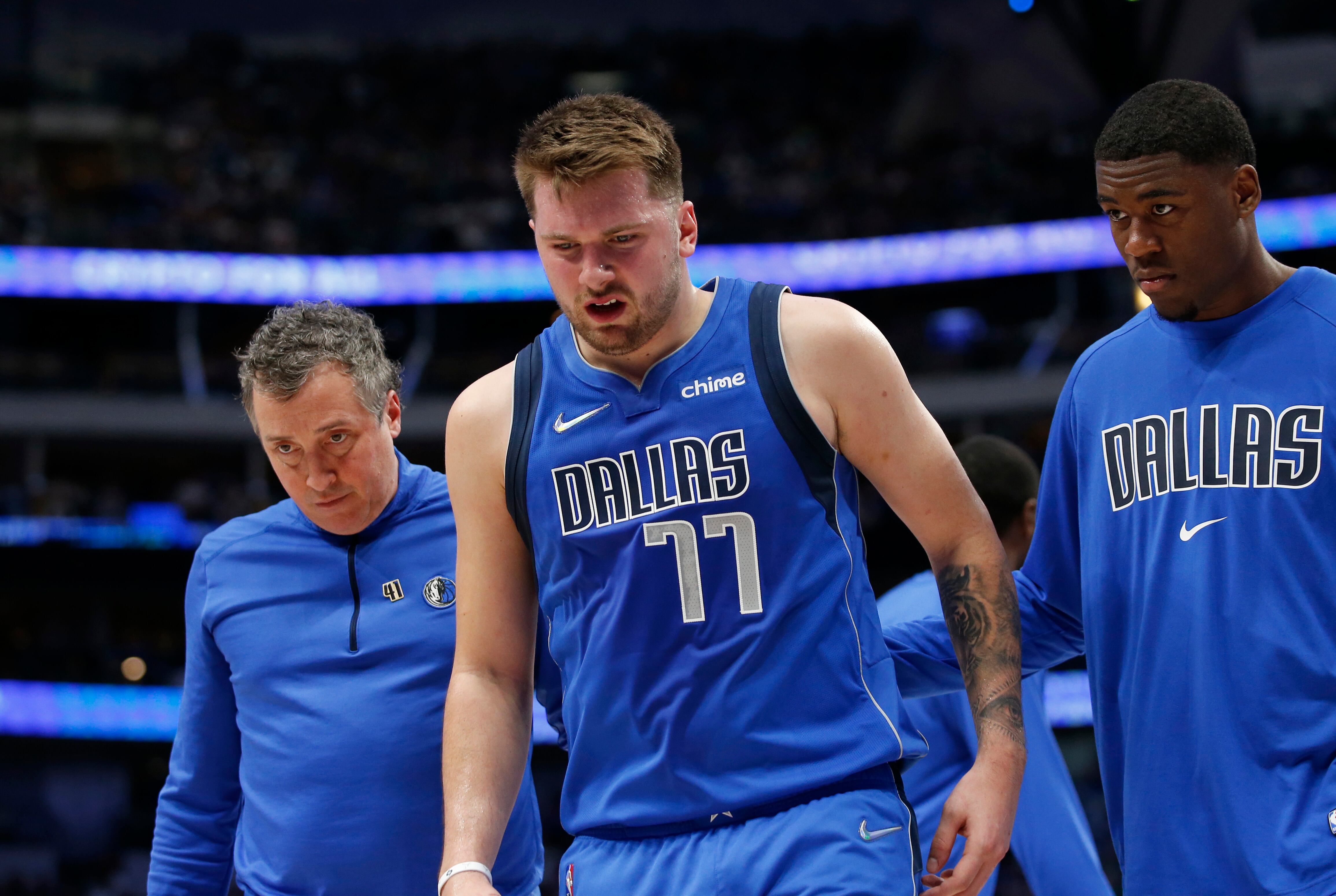 La lesión de Luka Doncic durante el Dallas Mavericks-San Antonio Spurs