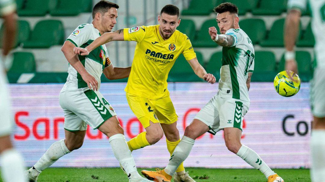 El Villarreal sumó un punto ante el Elche CF en su visita al Estadio Martínez Valero (2-2)