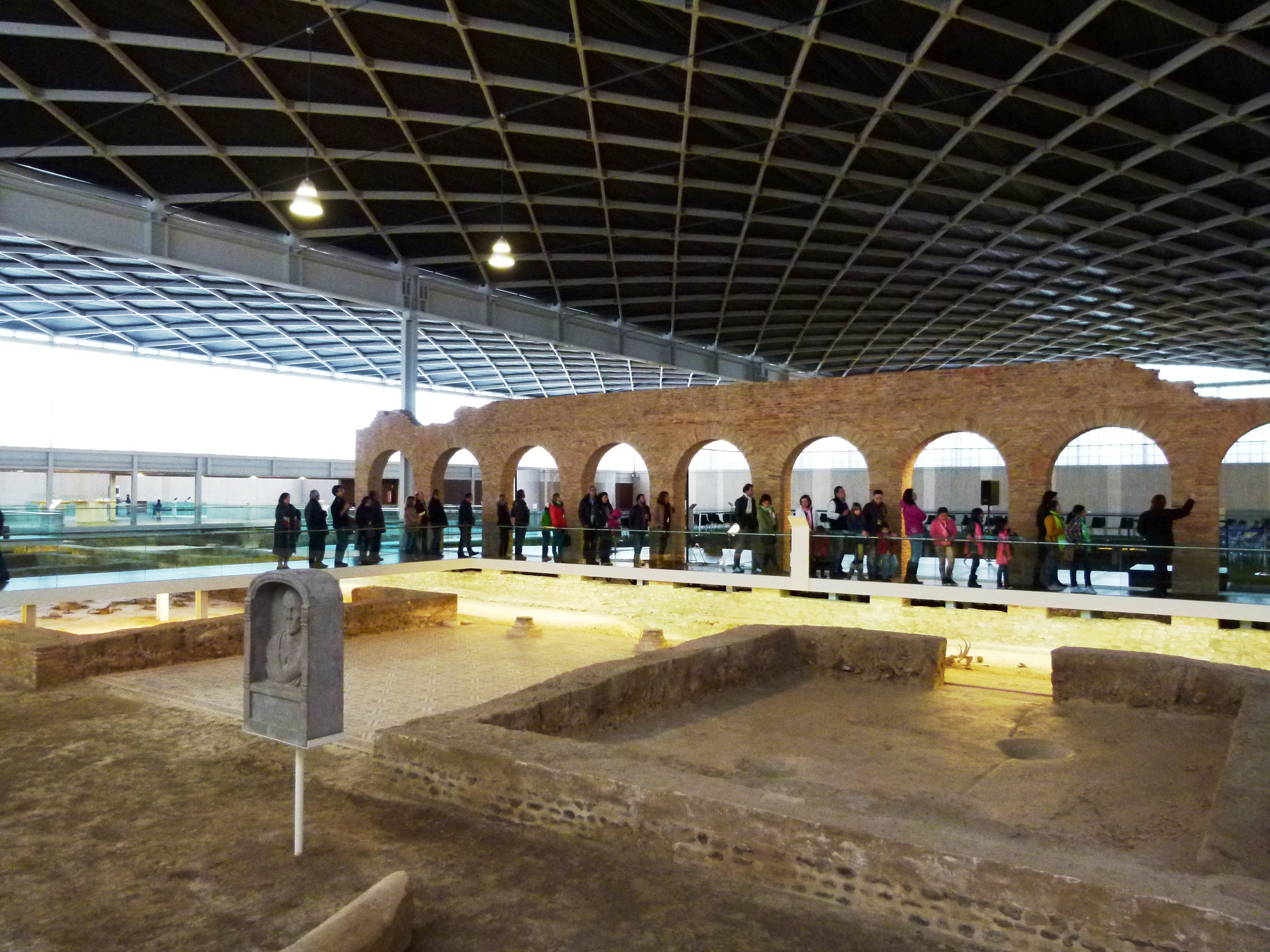 La Olmeda Nocturna: Visita guiada, concierto y degustación gastronómica de productos palentinos