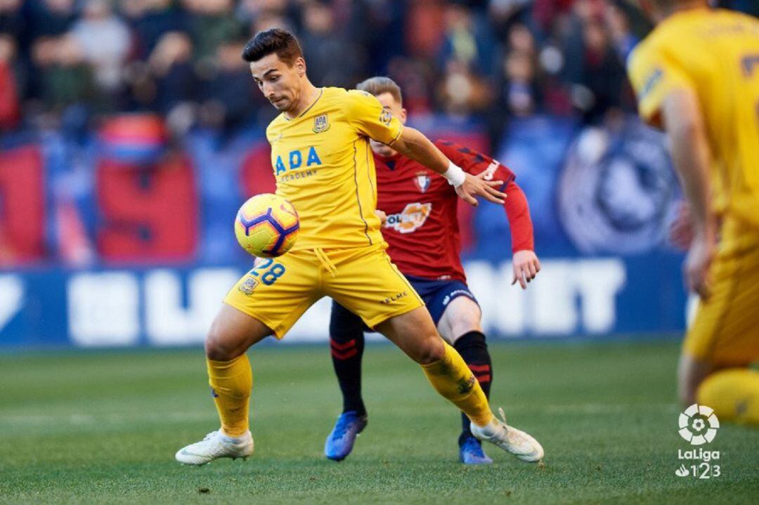 Jugada del Alcorcón ante Osasuna