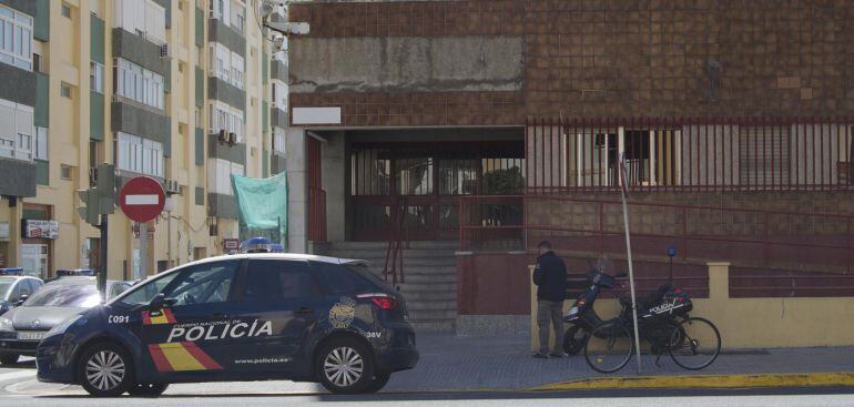 Imagen de la sede de la comisaría de Cádiz en plena reforma