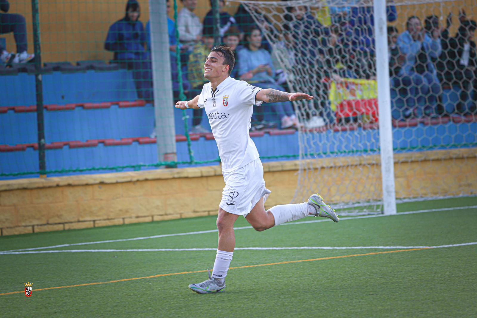 Iván Breñe, nuevo fichaje del Real Jaén, durante su etapa en el Ceuta.