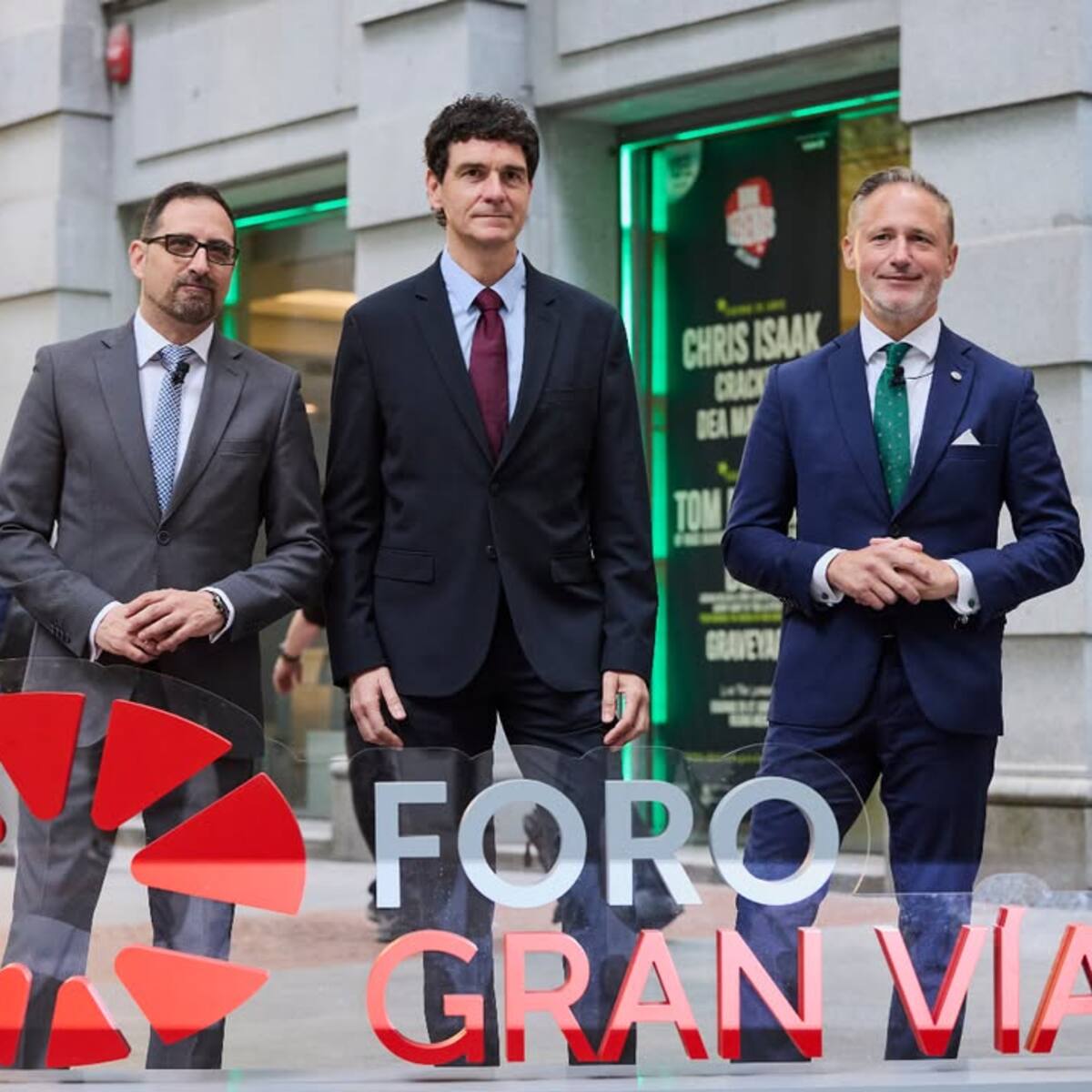 El abastecimiento de queroseno en el aeropuerto de Bilbao está garantizado “a corto plazo”