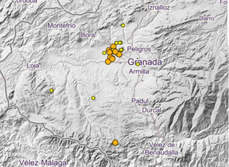 El mapa muestra la concentración de seísmos en las últimas horas en la Vega de Granada