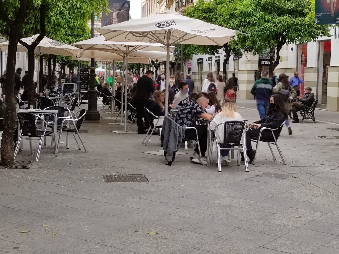 Una terraza en el centro de Jerez