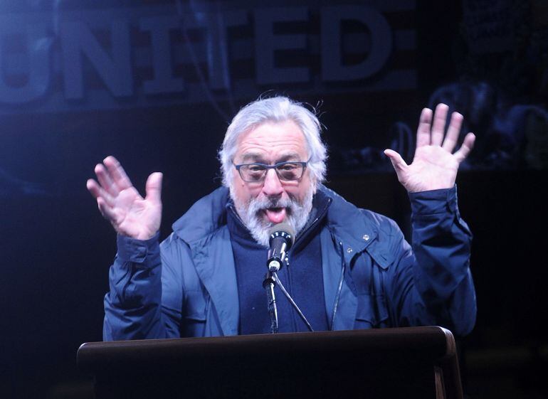 El actor Robert De Niro se sumó a la concentración contra Trump en Nueva York