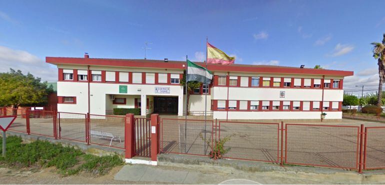 La AMPA del centro lleva años reivindicando un nuevo colegio con al menos 5 unidades educativas