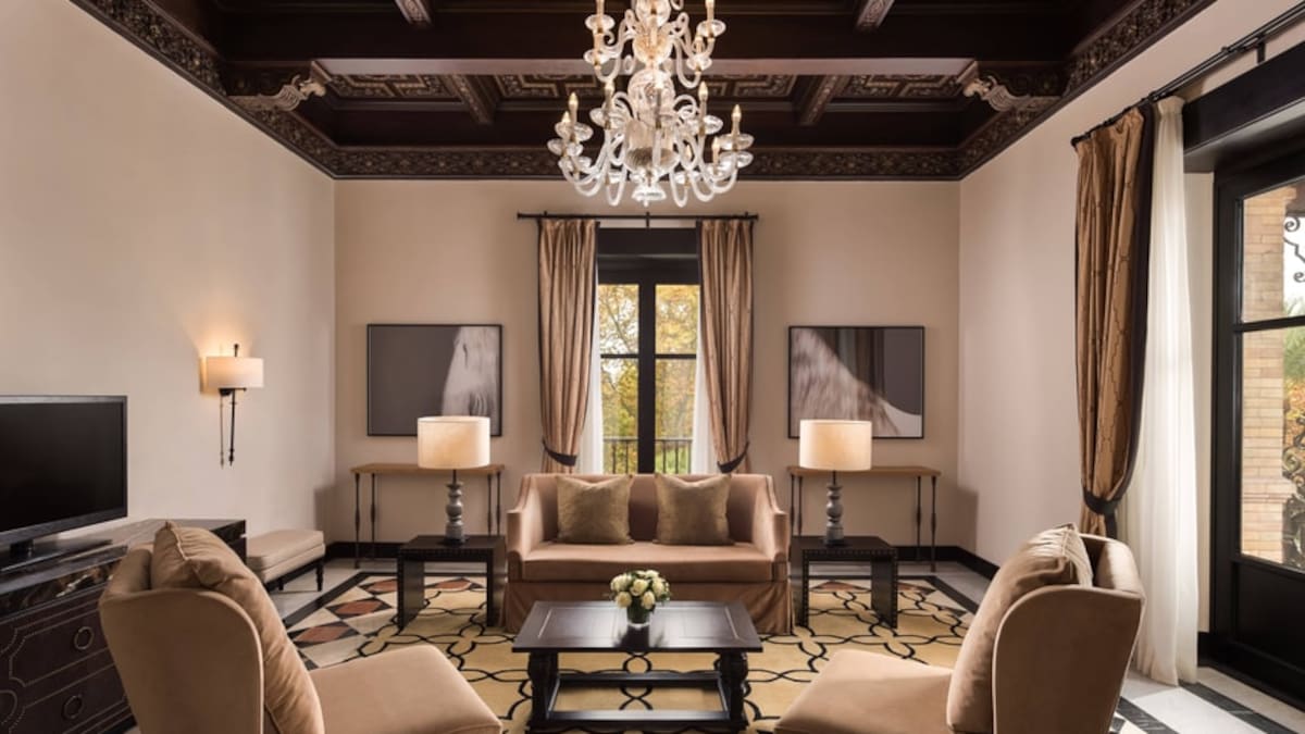 "Una oportunidad única para adquirir piezas a buen precio y por una causa solidaria"