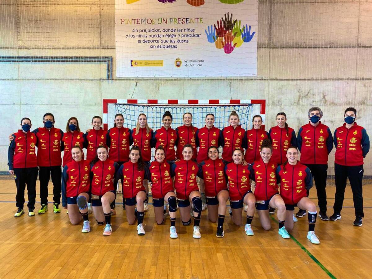 María Zaldúa (Balonmano Salud), convocada por España Junior