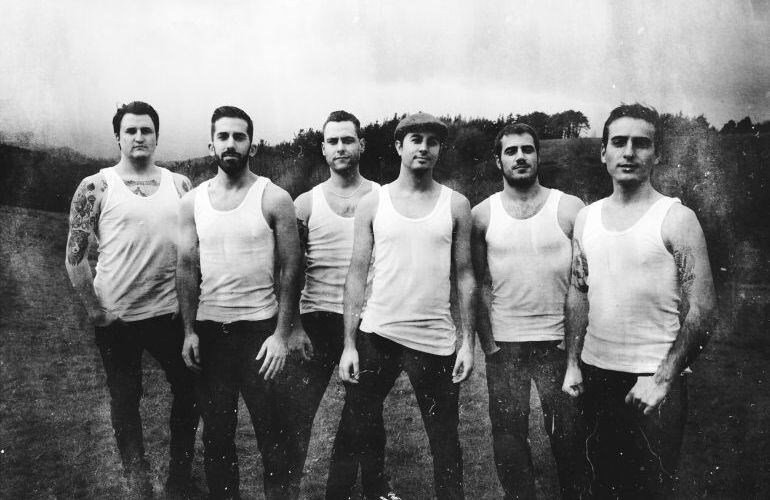 Los integrantes de 'La Maravillosa Orquesta del Alcohol' (La M.O.D.A)