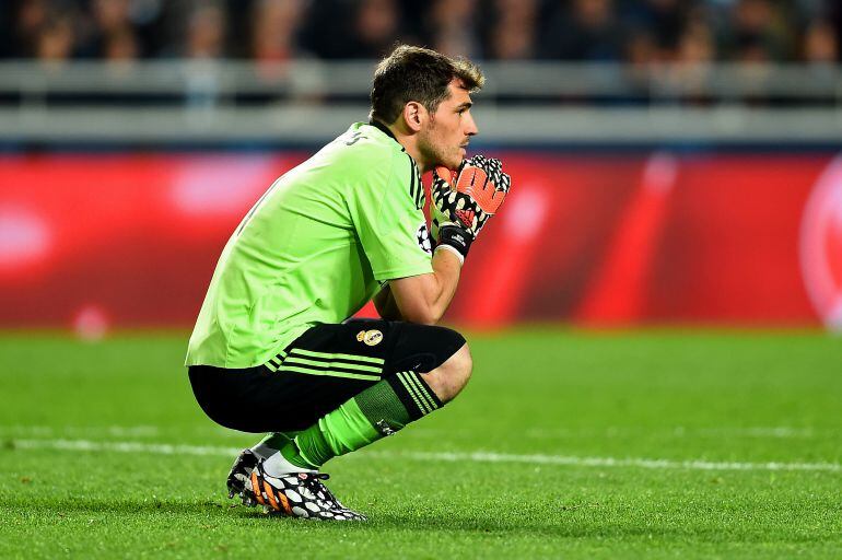 Casillas, durante un partido con el Real Madrid