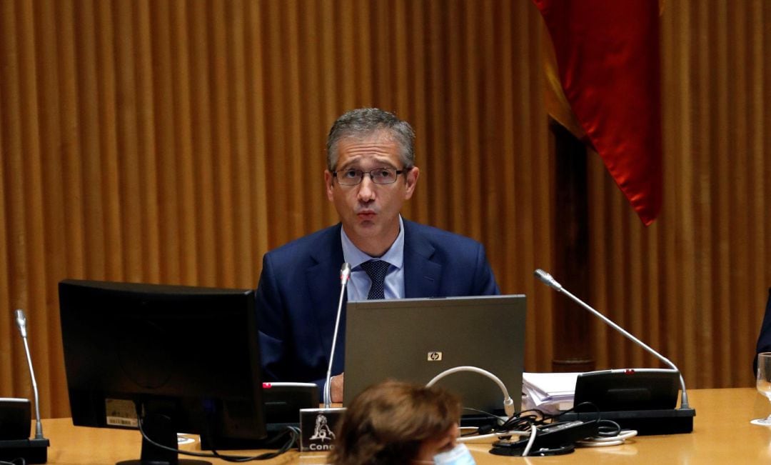 El Gobernador del Banco de España, Pablo Hernández de Cos durante su comparecencia en la Comisión de Asuntos Económicos celebrada este martes en el Congreso.