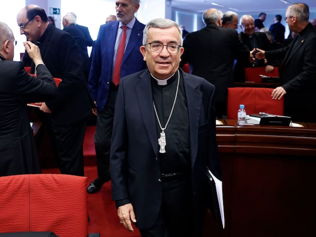 El presidente de la Conferencia Episcopal Española (CEE), Luis Argüello, preside la 129ª Asamblea Plenaria de la institución en Madrid. EFE/Sergio Pérez
