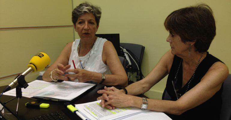 Lidia Martínez, portavoz PSOE Tres Cantos y Maria Jesús Martín, Ganemos Tres Cantos