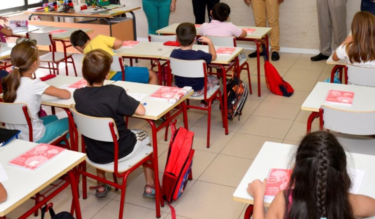 Más de la mitad de las aulas de Primaria están masificadas, según CCOO