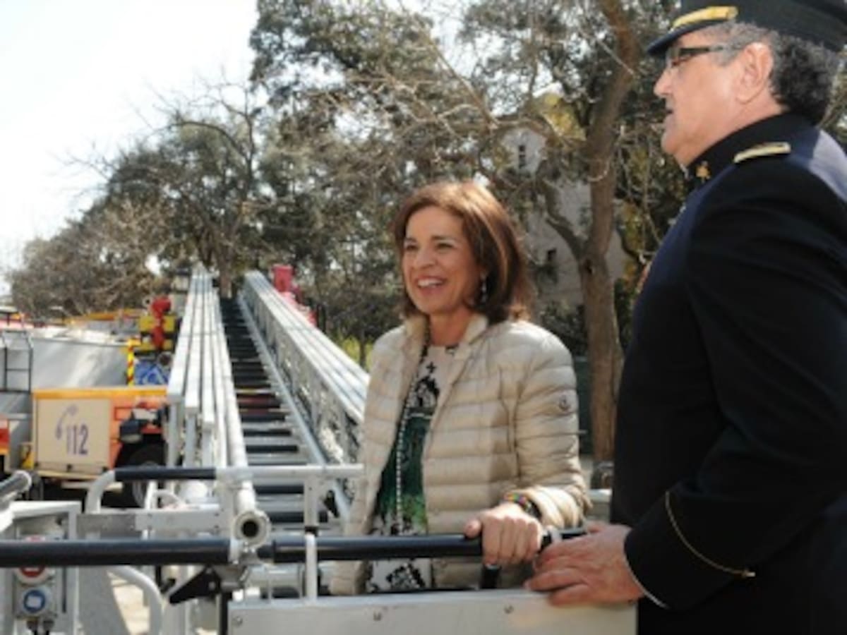 Botella renueva el parque móvil de los bomberos gracias al 'renting'
