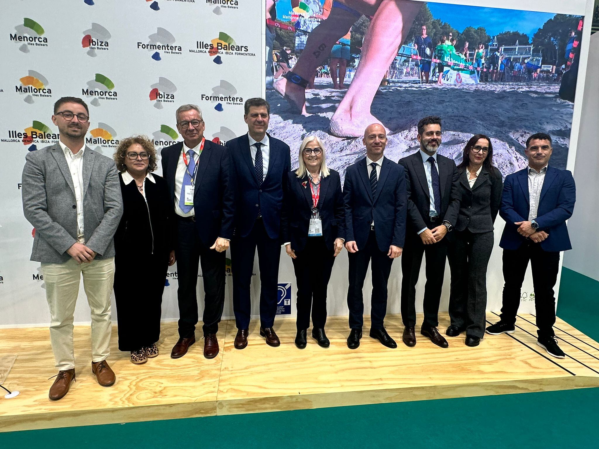 Els representants de Menorca es van reunir a Londres  amb els deTUI.