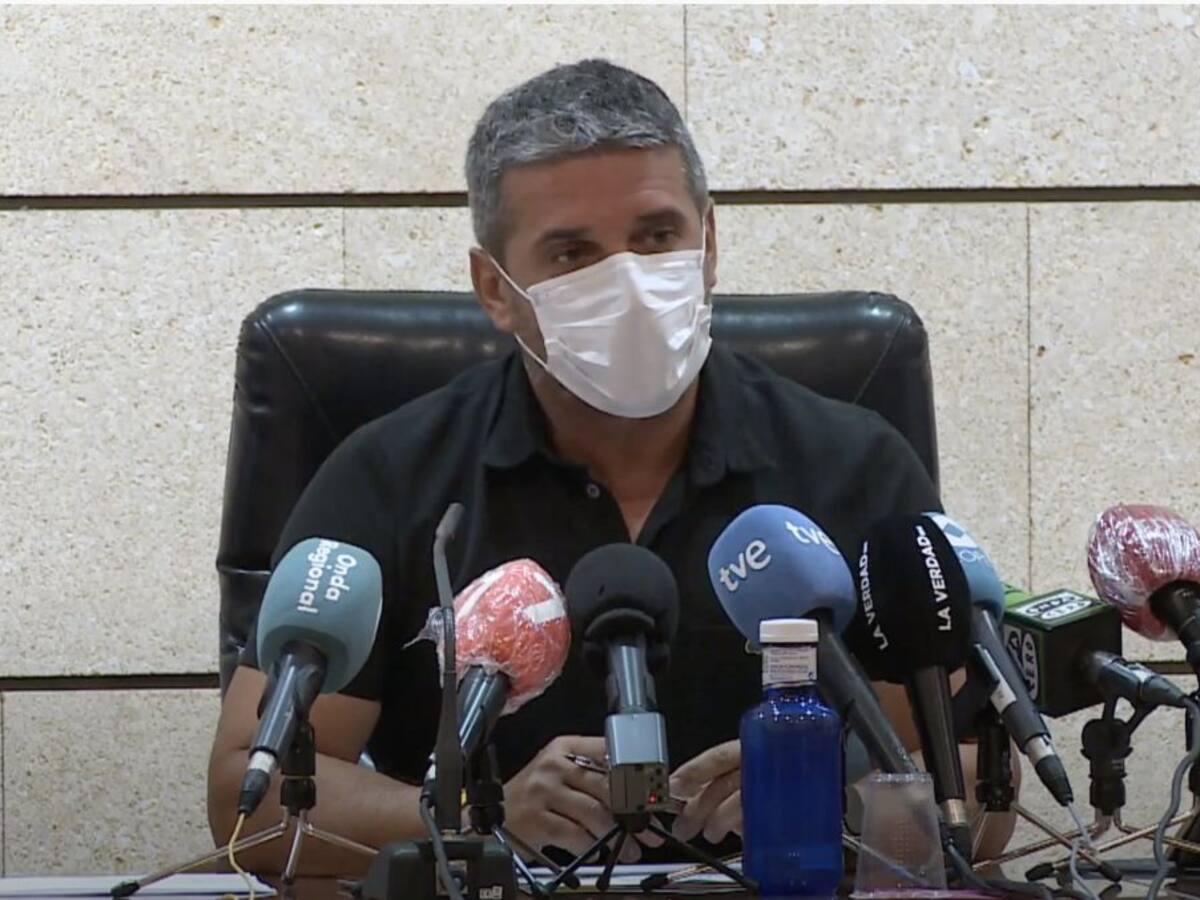 Hostemur: "Las nuevas medidas son una cortina de humo para distraer la atención sobre la vuelta al colegio"