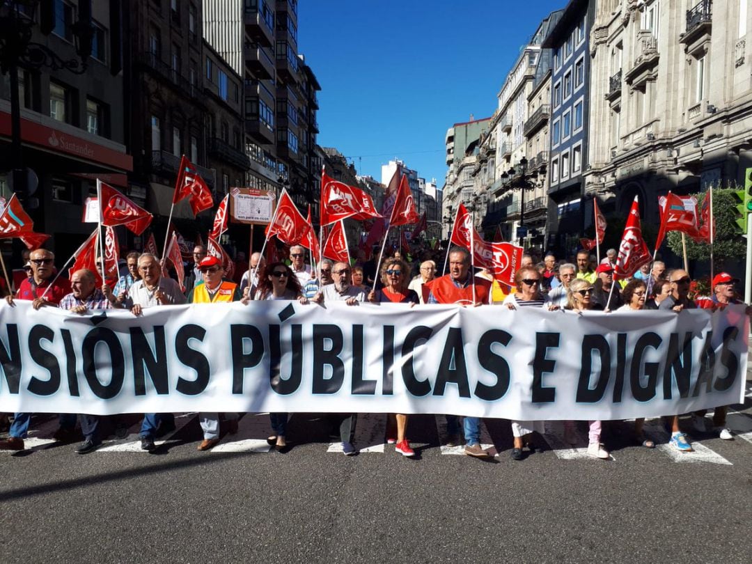 Protesta de pensionistas y jubilados en Vigo.