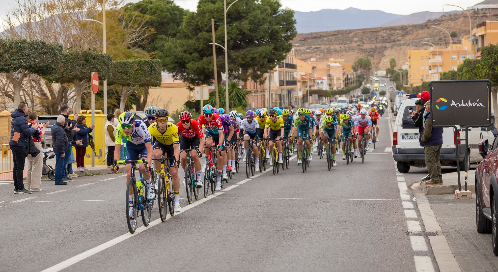 Fiel a la tradición, la Clásica de Almería masculina, clasificada con categoría 1.Pro por la UCI, recorrerá una vez más todos los municipios de la comarca del Poniente de la provincia.