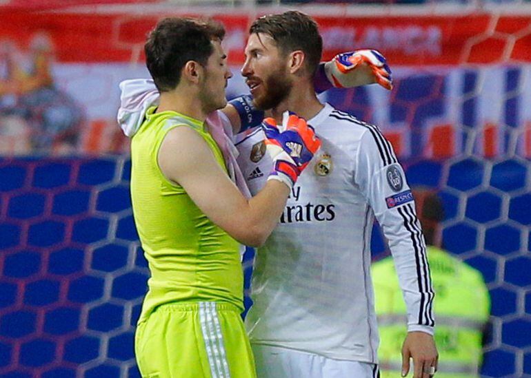 Sergio Ramos e Iker Casillas hablan tras el encuentro en el Calderón