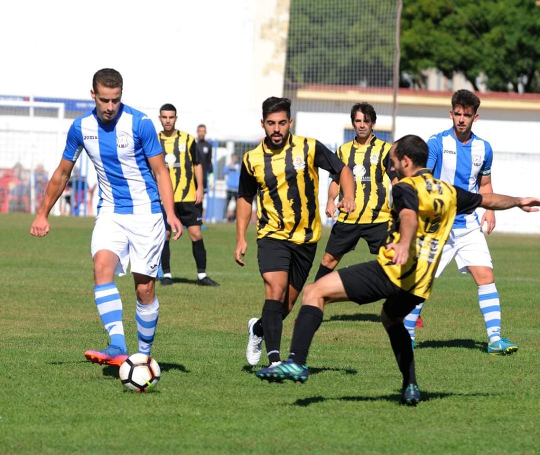 Raúl  Vidal durante un partido la pasada temporada 