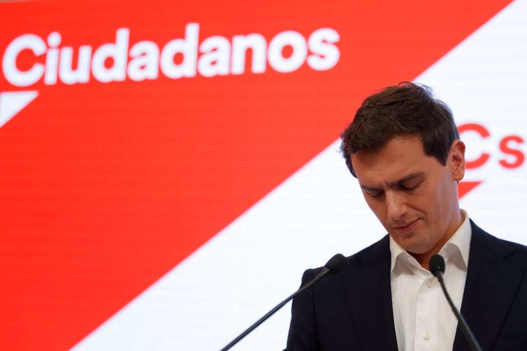 Albert Rivera durante el acto en el que ha anunciado su renuncia este lunes.