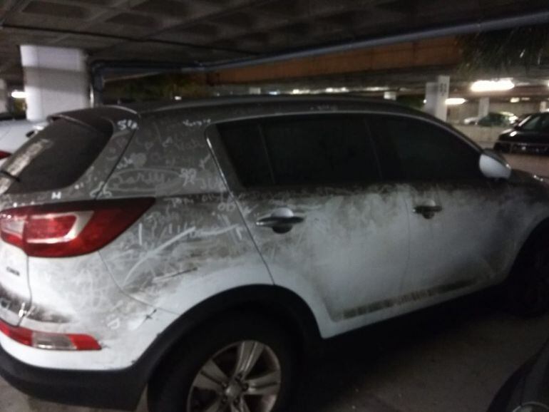 Tres años ocupando la misma plaza de aparcamiento en Los Rodeos